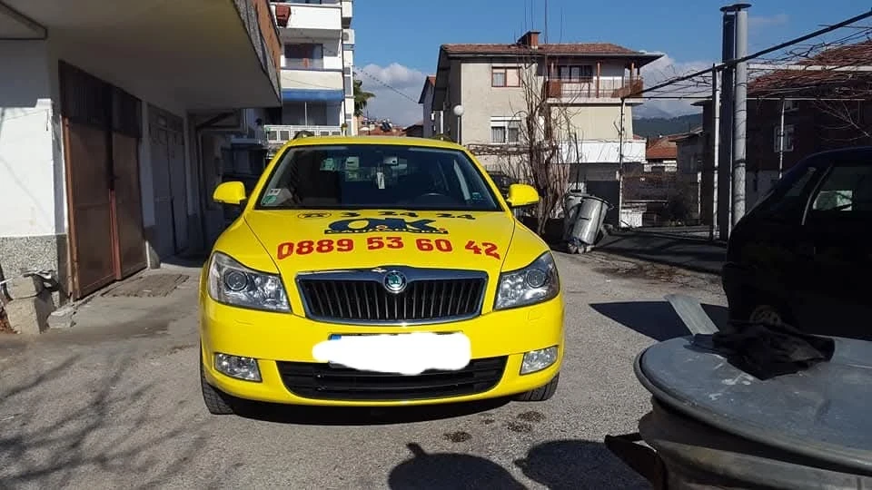 Skoda Octavia Продава се действащо такси с още пълни 2 години (д - изображение 3