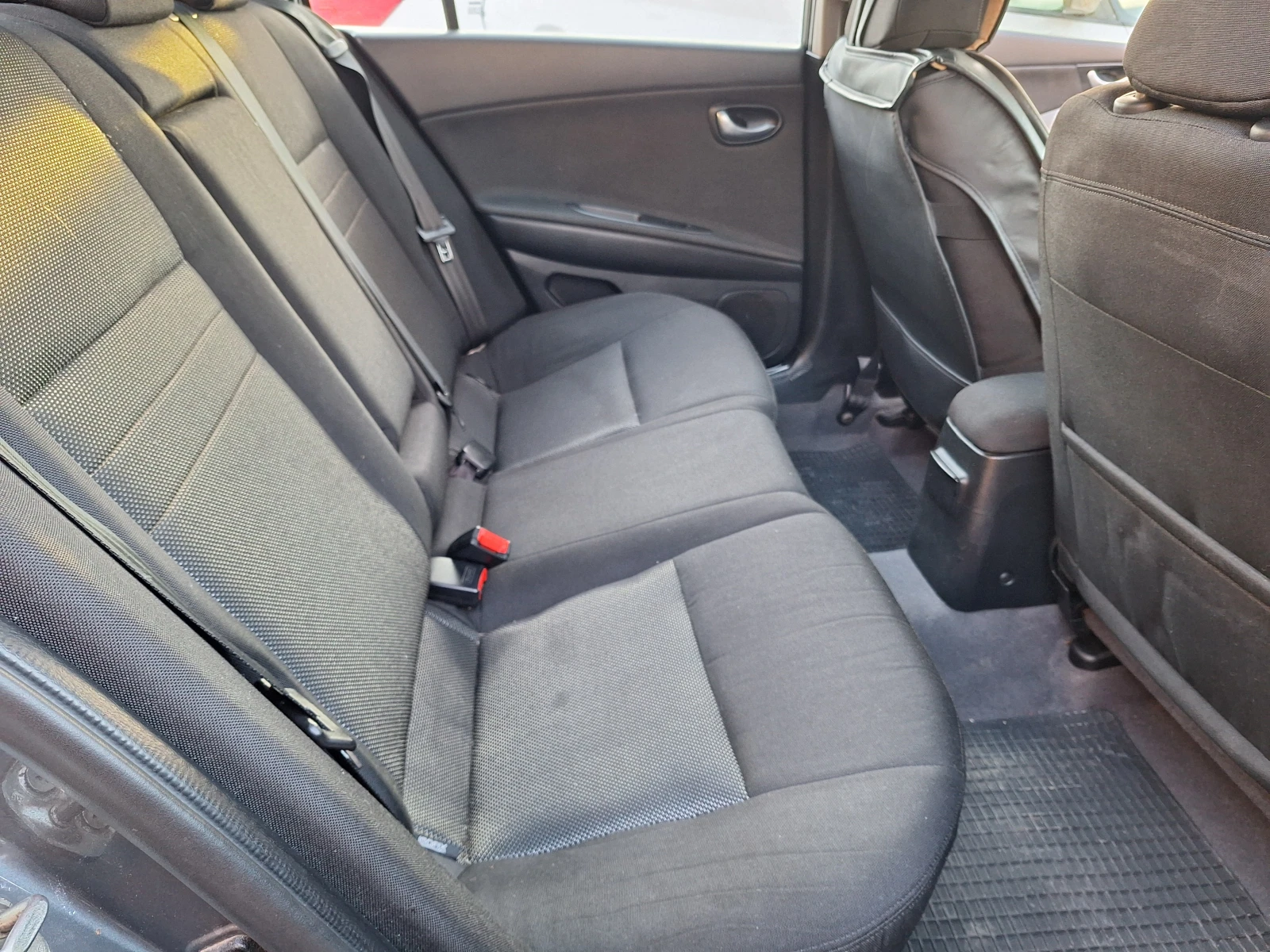 Nissan Primera  - изображение 8