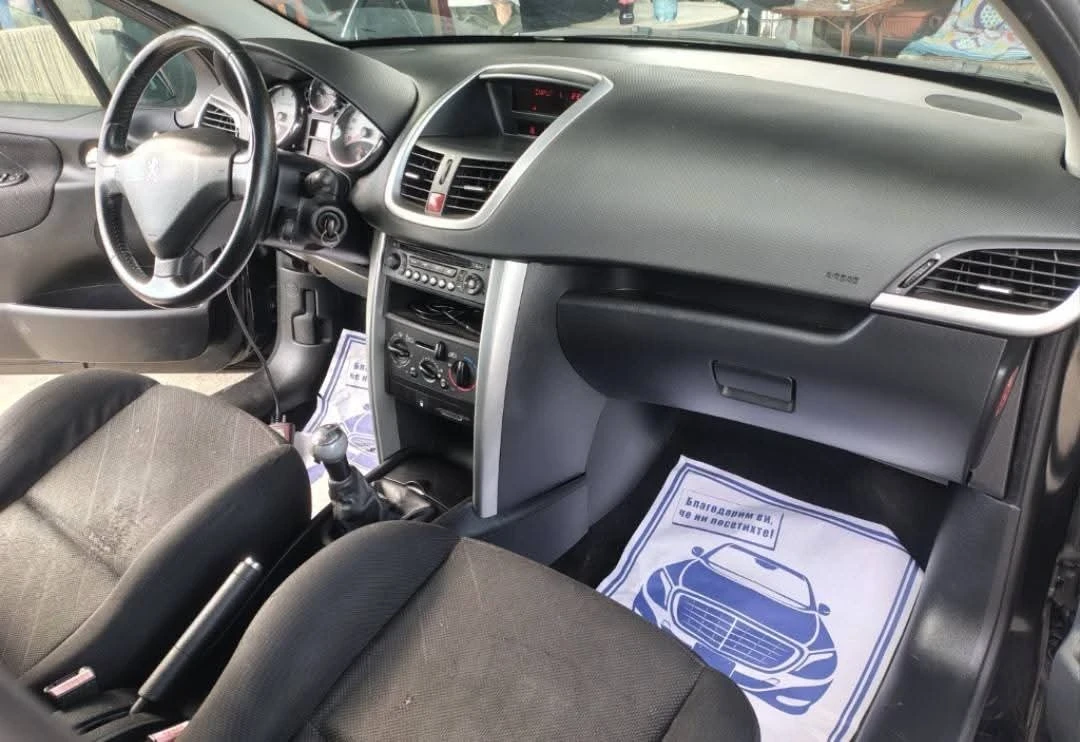 Peugeot 207 1.4 бензин  - изображение 7