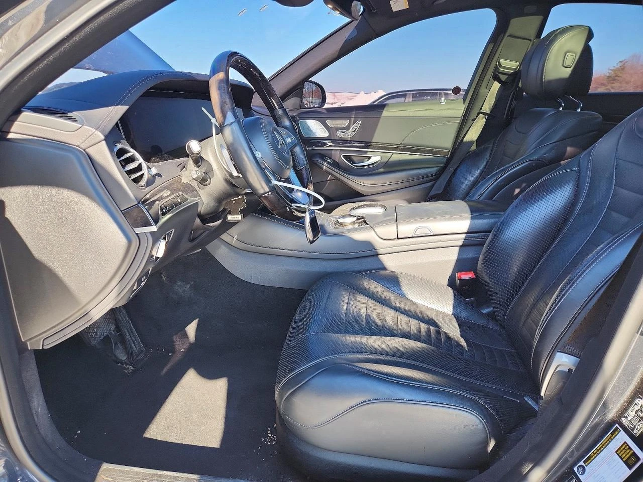 Mercedes-Benz S 560 4.0l 4Matic, снимка 7 - Автомобили и джипове - 53915895