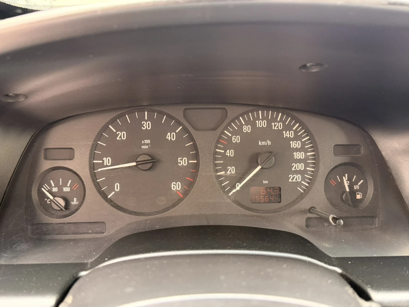 Opel Zafira 2.0 DTI/101 6+ 1, снимка 16 - Автомобили и джипове - 54153525