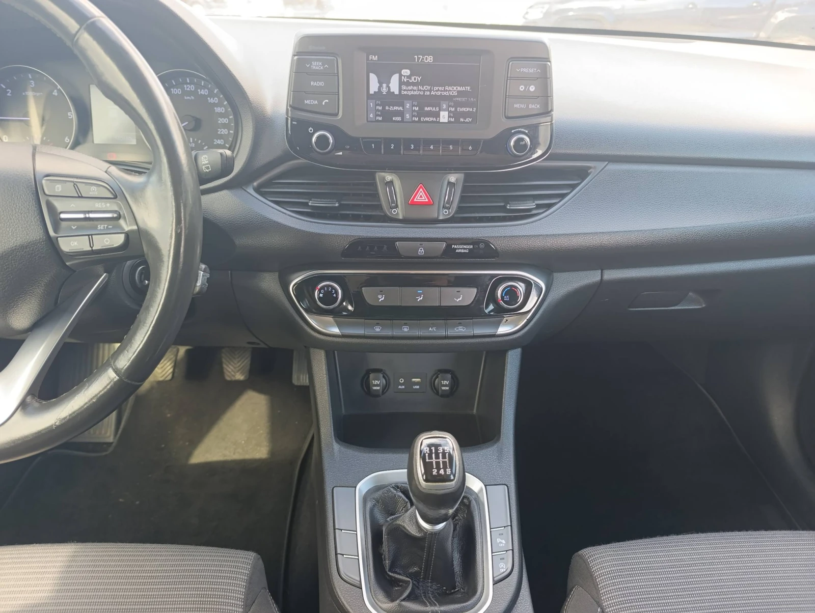 Hyundai I30 1.6 CRDi | Mobile.bg � ����������� 17
