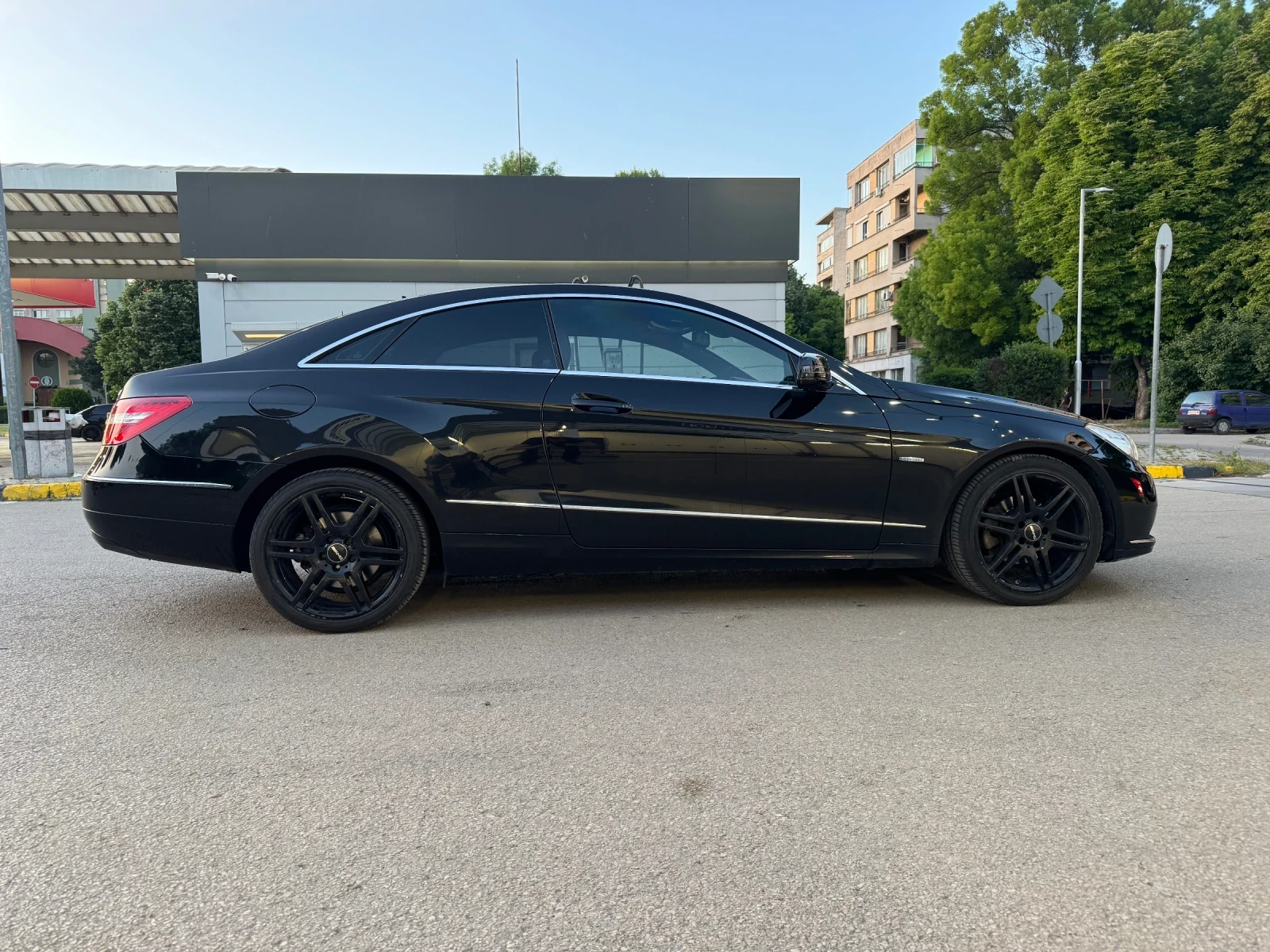 Mercedes-Benz E 250 Швейцария, снимка 5 - Автомобили и джипове - 54728761