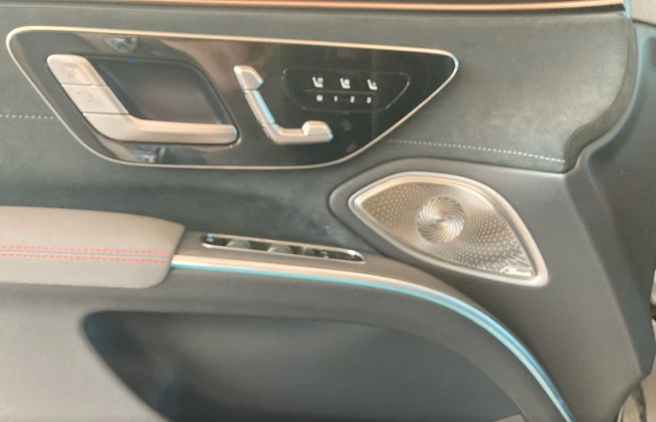 Mercedes-Benz EQS 53 AMG 4-MATIC HYPERSCREEN BURMESTER PANO, снимка 9 - Автомобили и джипове - 54857509