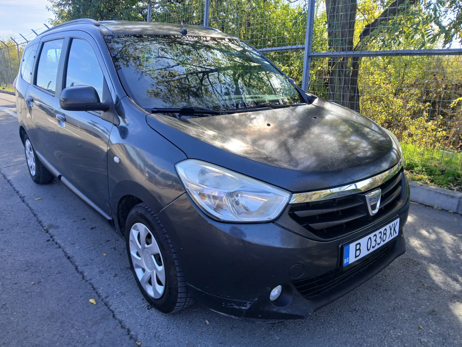 Dacia Lodgy 1.5 DCI-7mesta, снимка 3 - Автомобили и джипове - 54857675