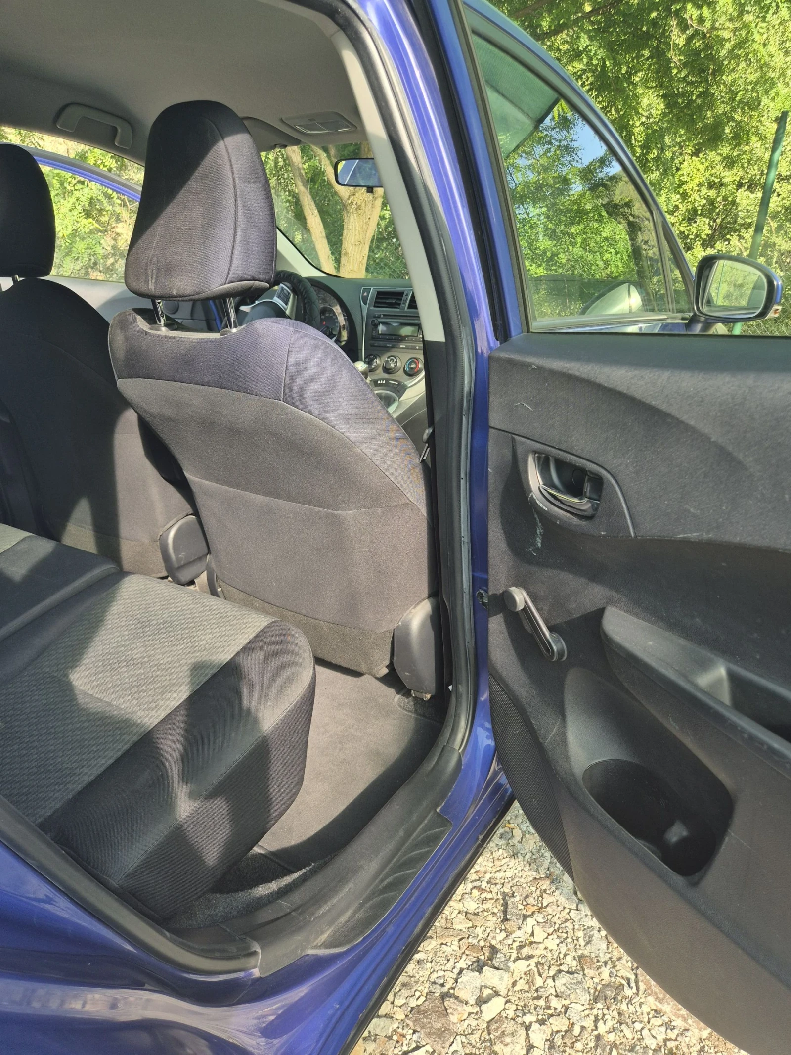 Toyota Verso S, снимка 11 - Автомобили и джипове - 55101901