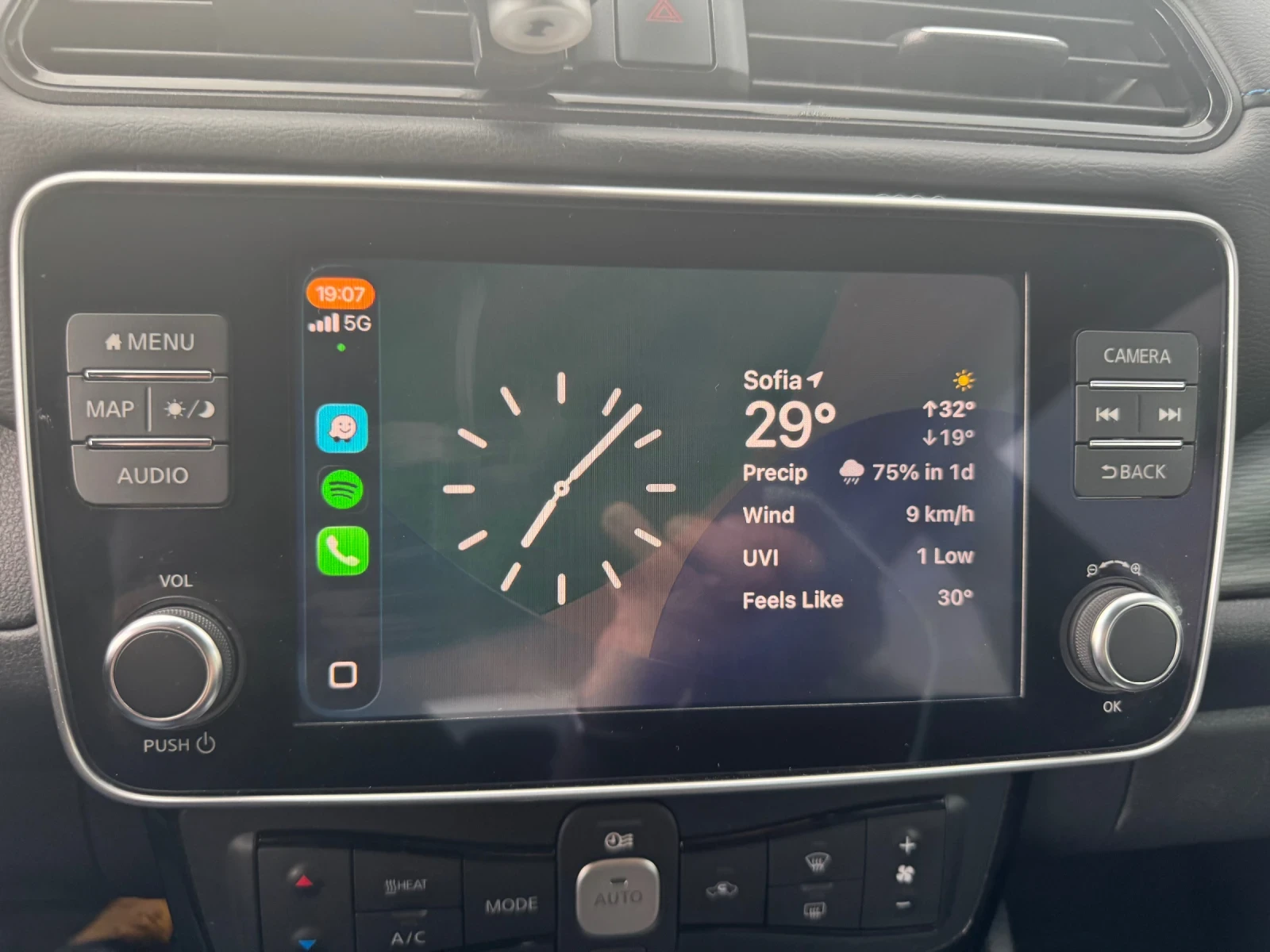 Nissan Leaf  62 kWh, снимка 10 - Автомобили и джипове - 55105569