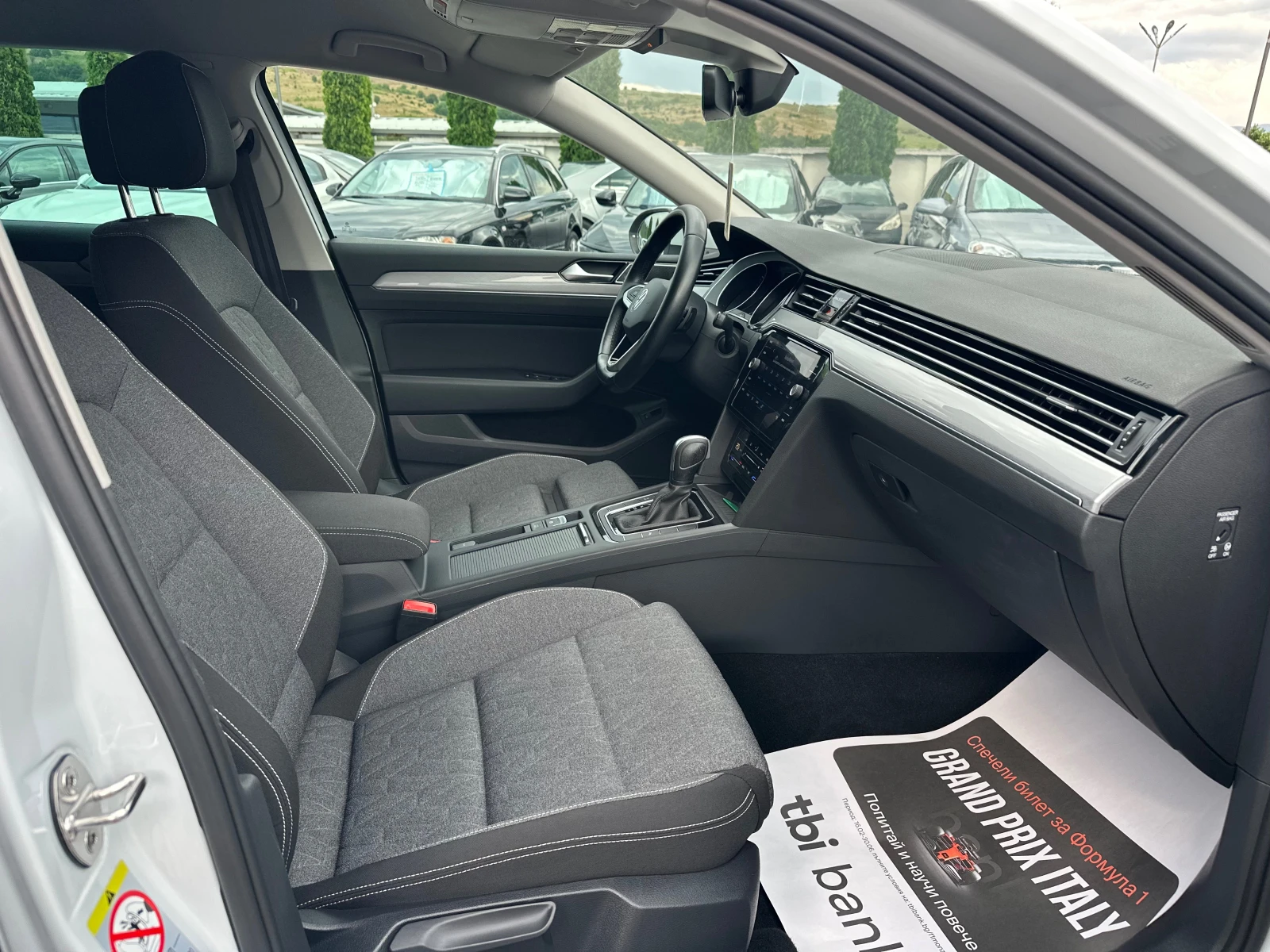 VW Passat FACE* COMFORT LINE * LED* NAVI* TOP* , снимка 9 - Автомобили и джипове - 55123362