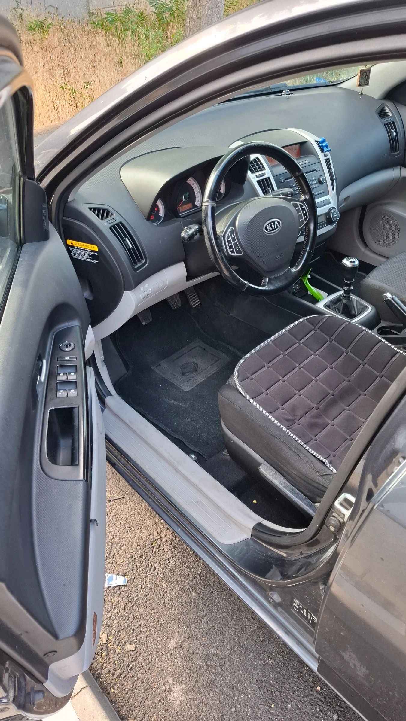 Kia Ceed 1.6crdi 115�.�. | Mobile.bg � ����������� 9