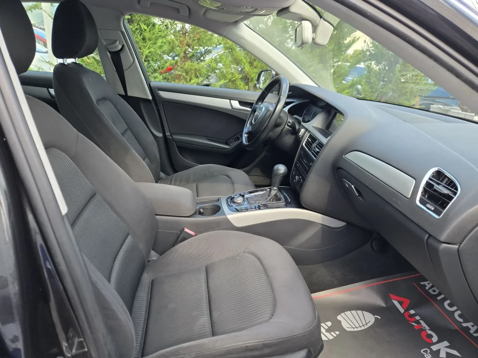 Audi A4 2.0TDI-143кс= АВТОМАТ= NAVI= LED= BLIND= LINE= CAM, снимка 14 - Автомобили и джипове - 55275166