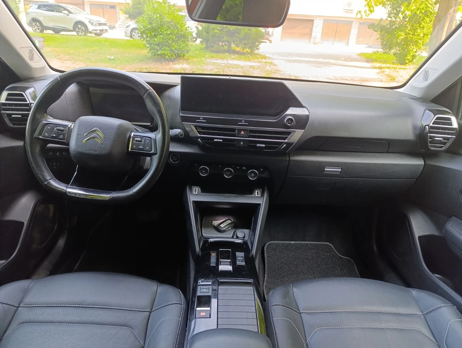 Citroen C4 Електрически , снимка 8 - Автомобили и джипове - 55557574