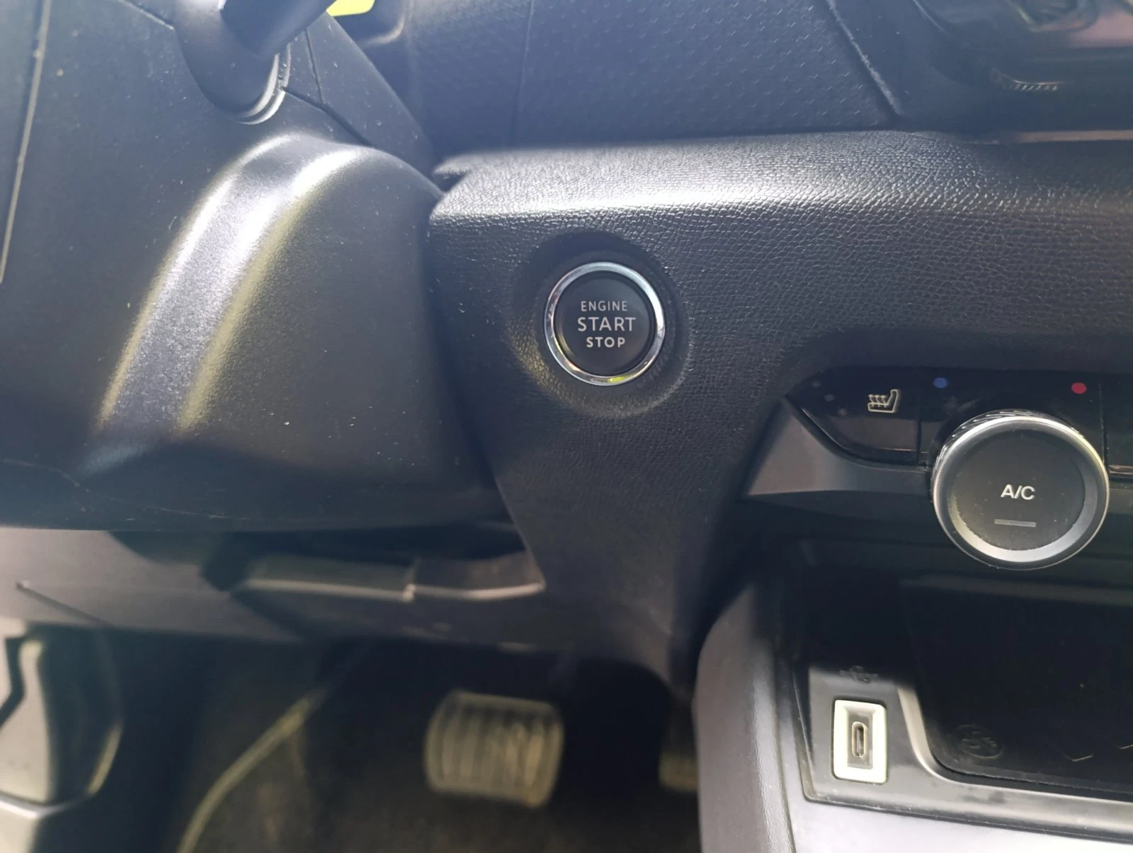Citroen C4 Електрически , снимка 13 - Автомобили и джипове - 55557574