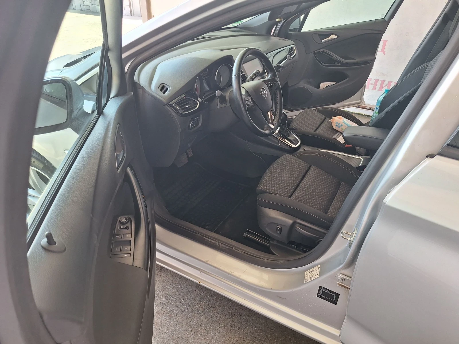Opel Astra, снимка 14 - Автомобили и джипове - 55587863