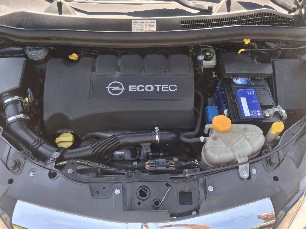 Opel Corsa 1.3 Mjet/CDTI, снимка 13 - Автомобили и джипове - 55740099
