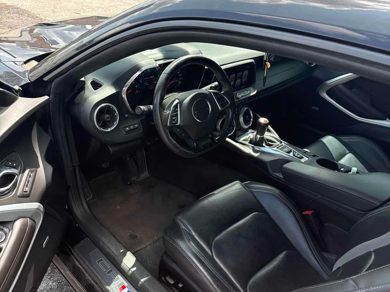 Chevrolet Camaro * 2SS * АВТОКРЕДИТ БЕЗ ПЪРВОНАЧАЛНА ВНОСКА* , снимка 5 - Автомобили и джипове - 56173019