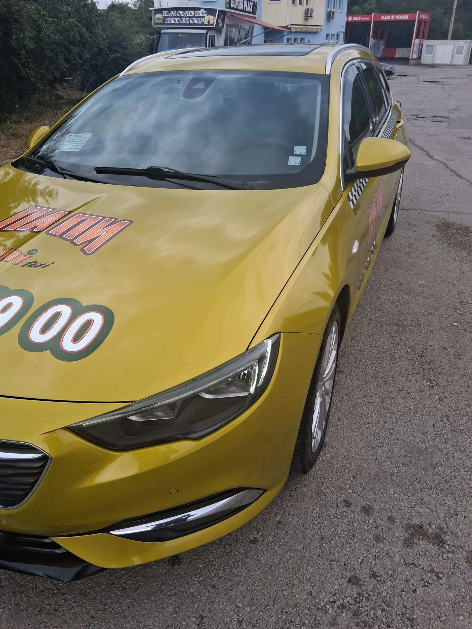 Opel Insignia, снимка 2 - Автомобили и джипове - 56315152