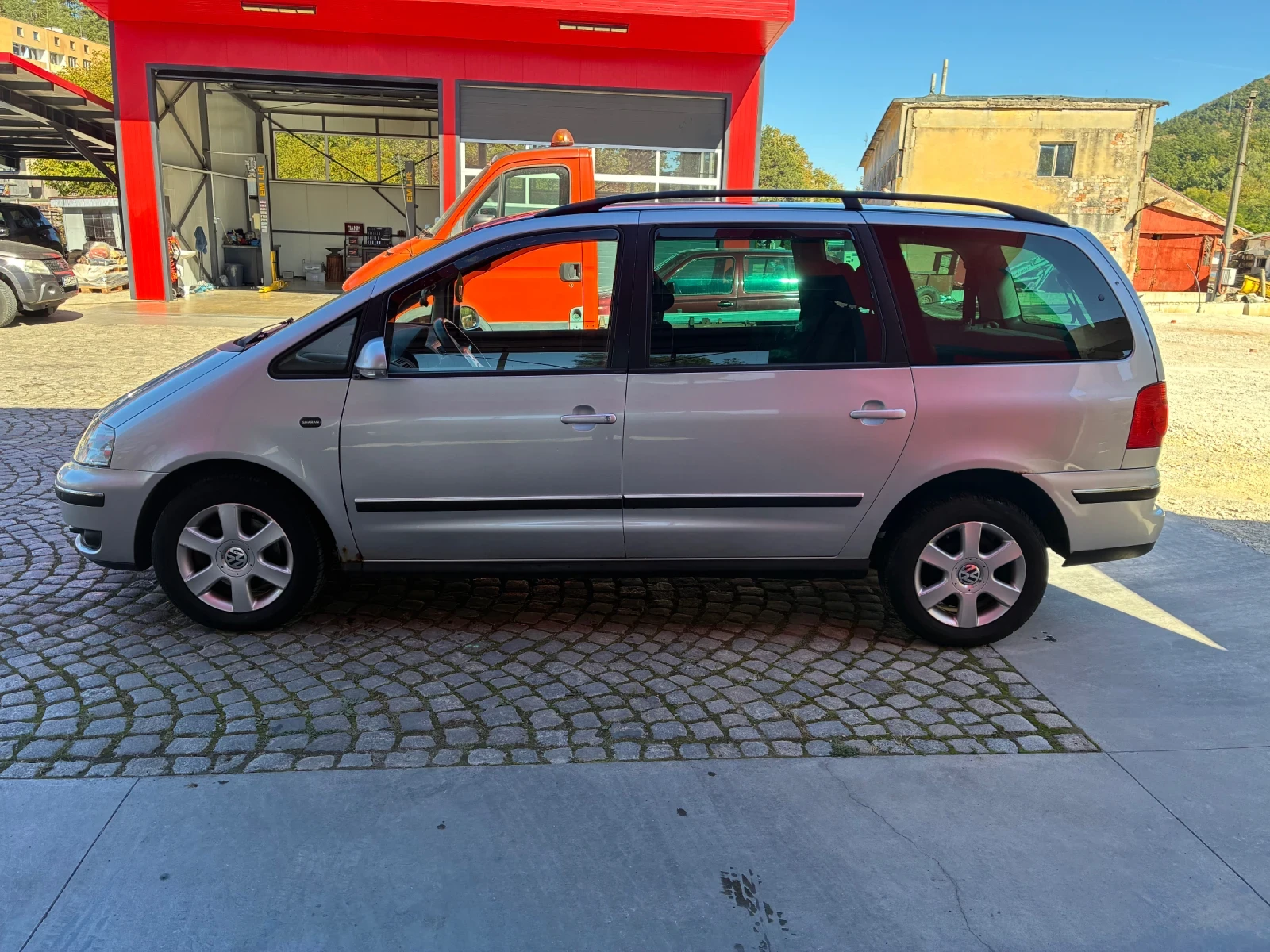 VW Sharan 1, 9 TDI, снимка 3 - Автомобили и джипове - 56347217