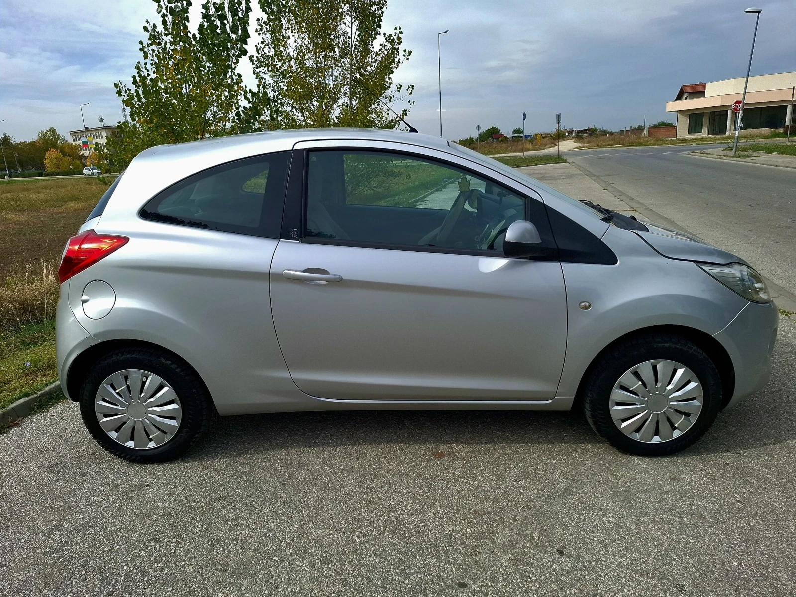 Ford Ka, снимка 6 - Автомобили и джипове - 56547080