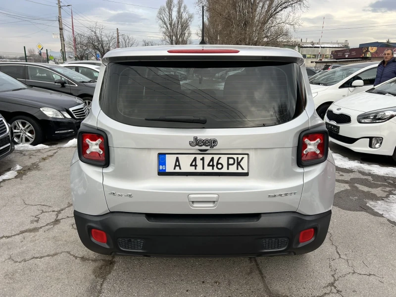 Jeep Renegade, снимка 4 - Автомобили и джипове - 48669639