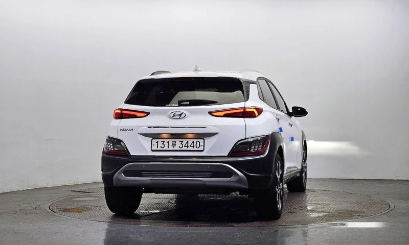 Hyundai Kona Gasoline 2.0 2WD Inspiration, снимка 4 - Автомобили и джипове - 52112863