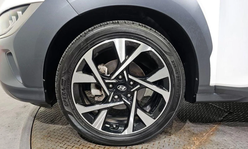 Hyundai Kona Gasoline 2.0 2WD Inspiration, снимка 5 - Автомобили и джипове - 52112863