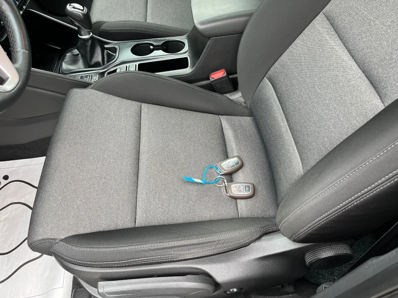 Hyundai Tucson 1.6 mnev48v hibrid, снимка 11 - Автомобили и джипове - 52276614
