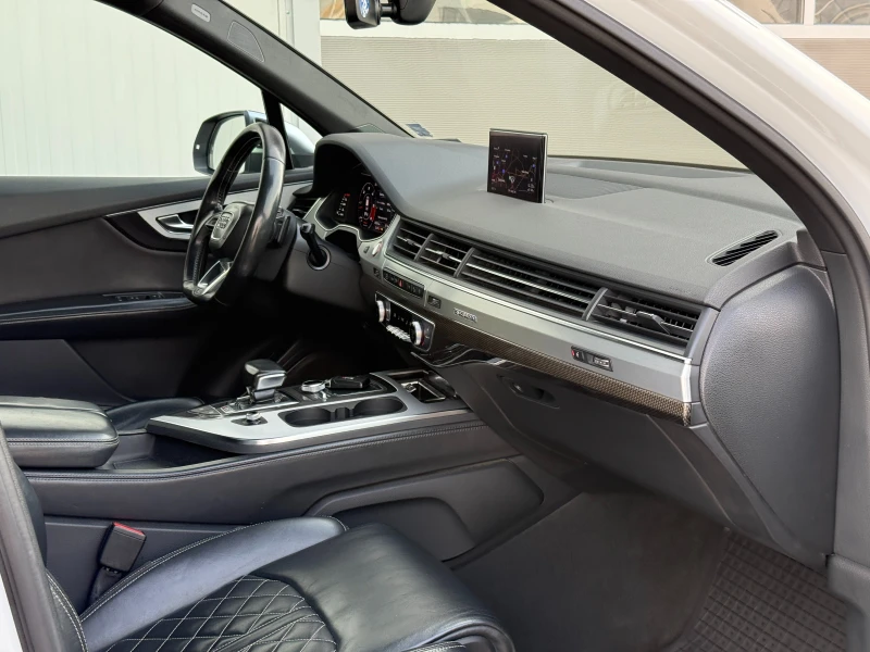 Audi SQ7, снимка 14 - Автомобили и джипове - 53124802