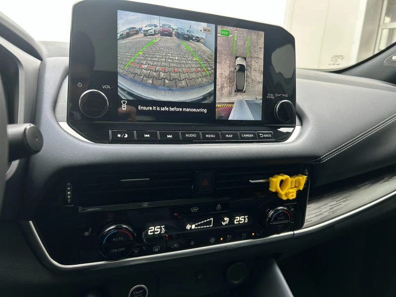 Nissan Qashqai 1.3 DDT Tekna A/T, снимка 6 - Автомобили и джипове - 53177602