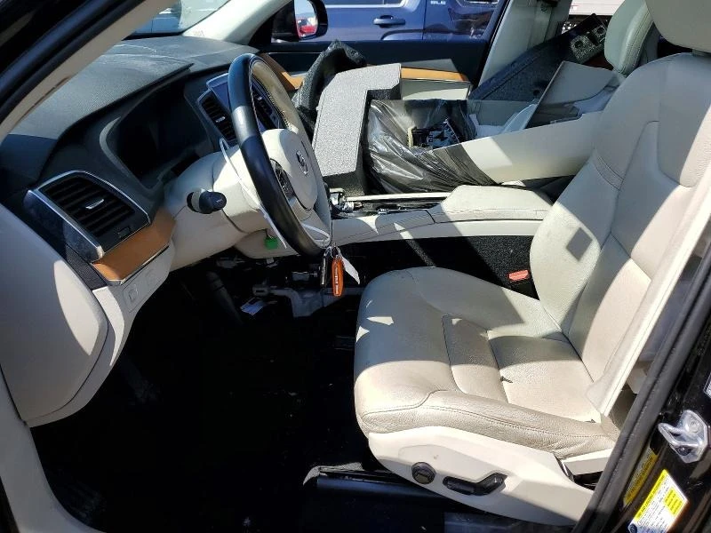 Volvo Xc90, снимка 7 - Автомобили и джипове - 54675332