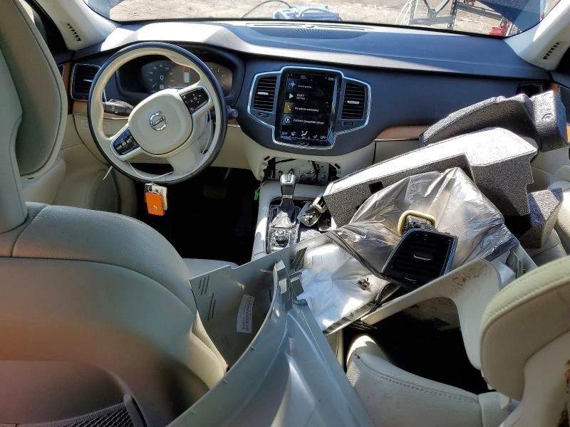 Volvo Xc90, снимка 8 - Автомобили и джипове - 54675332