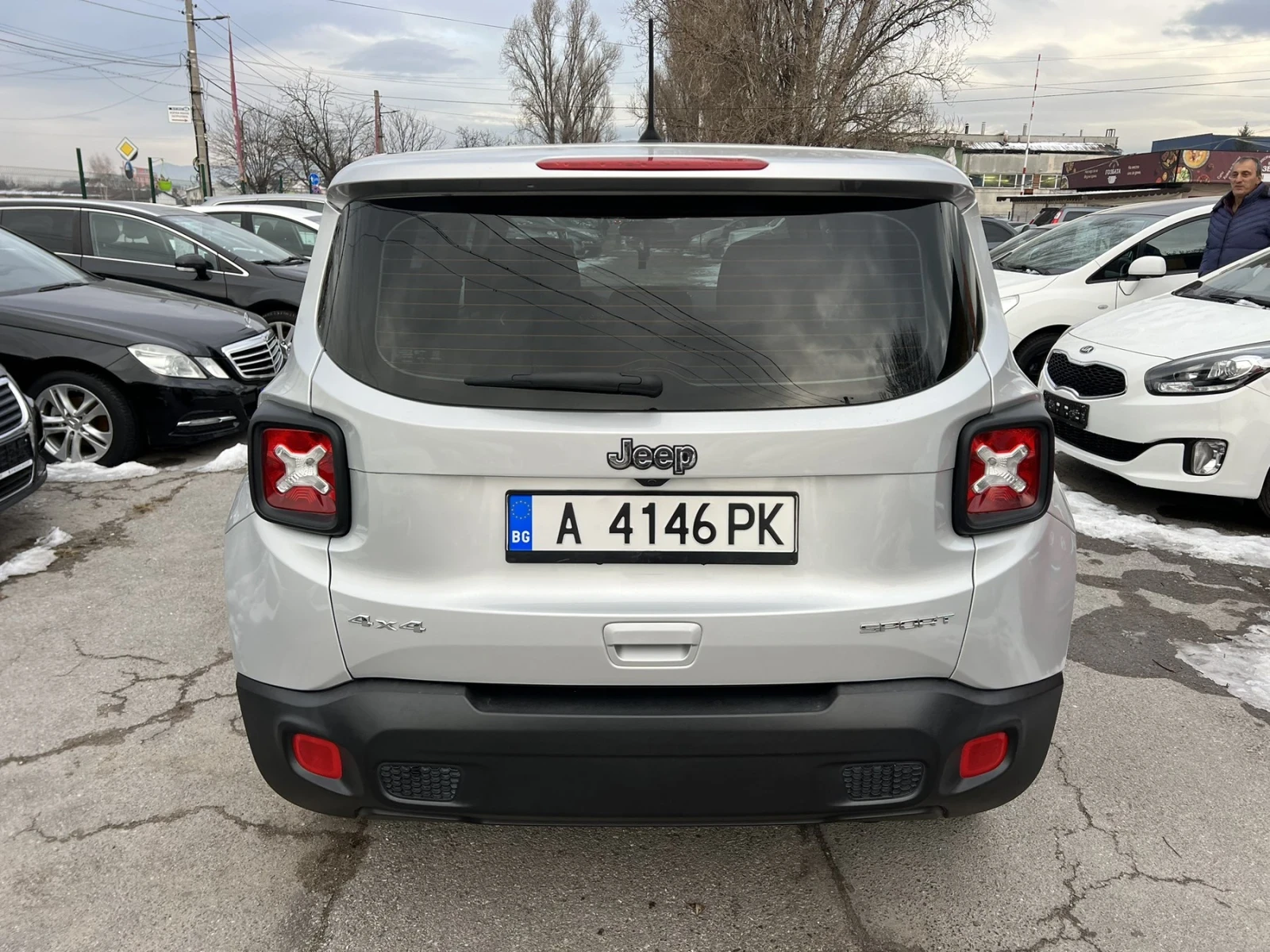 Jeep Renegade  - изображение 4