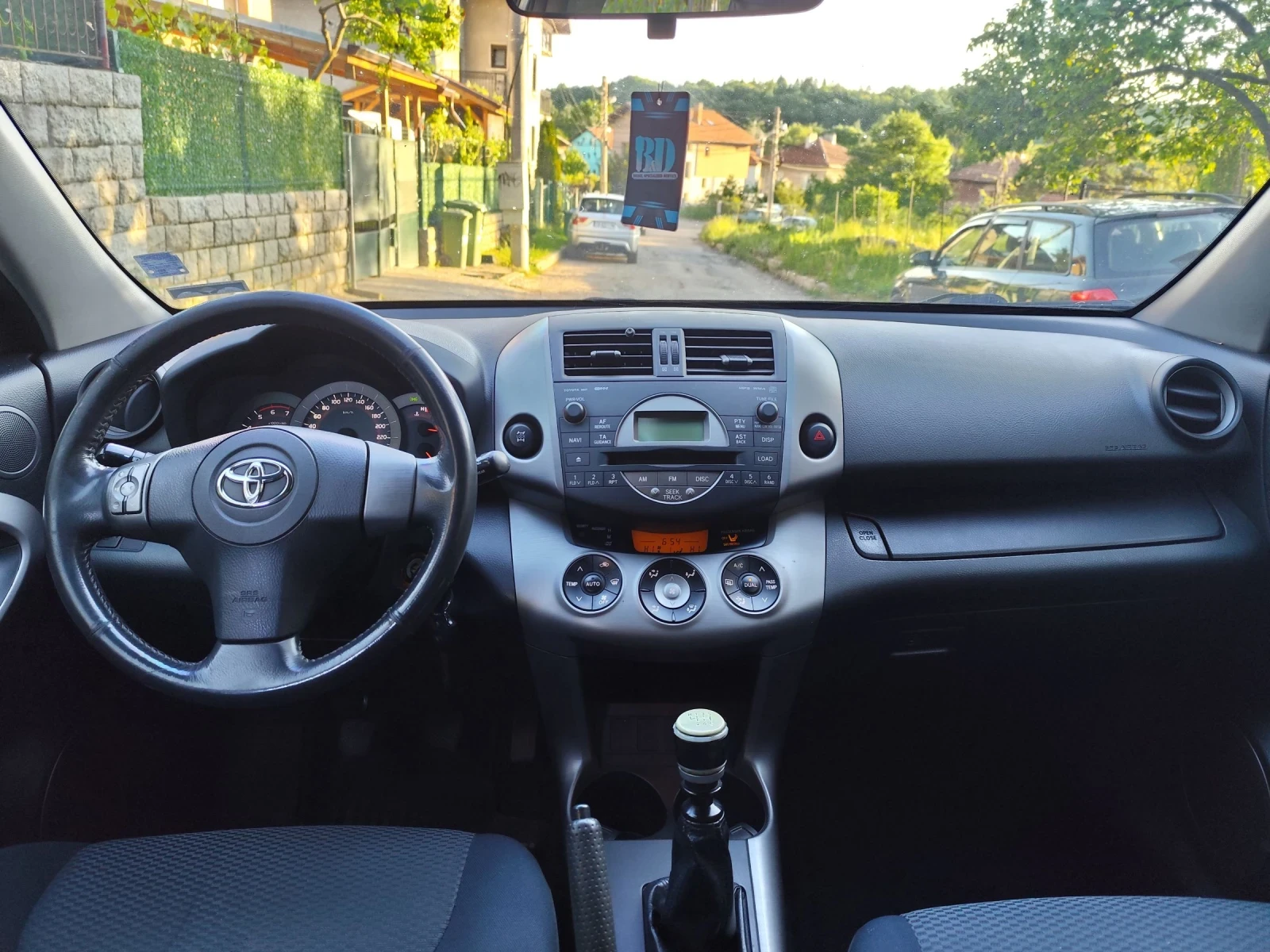 Toyota Rav4 2.2d4d(136hp)4x4 - изображение 10