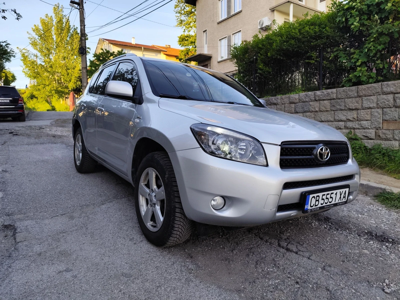 Toyota Rav4 2.2d4d(136hp)4x4 - изображение 2