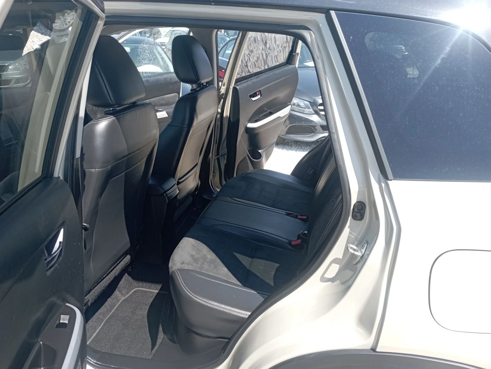 Suzuki Vitara 4x4, EURO 6B - изображение 8
