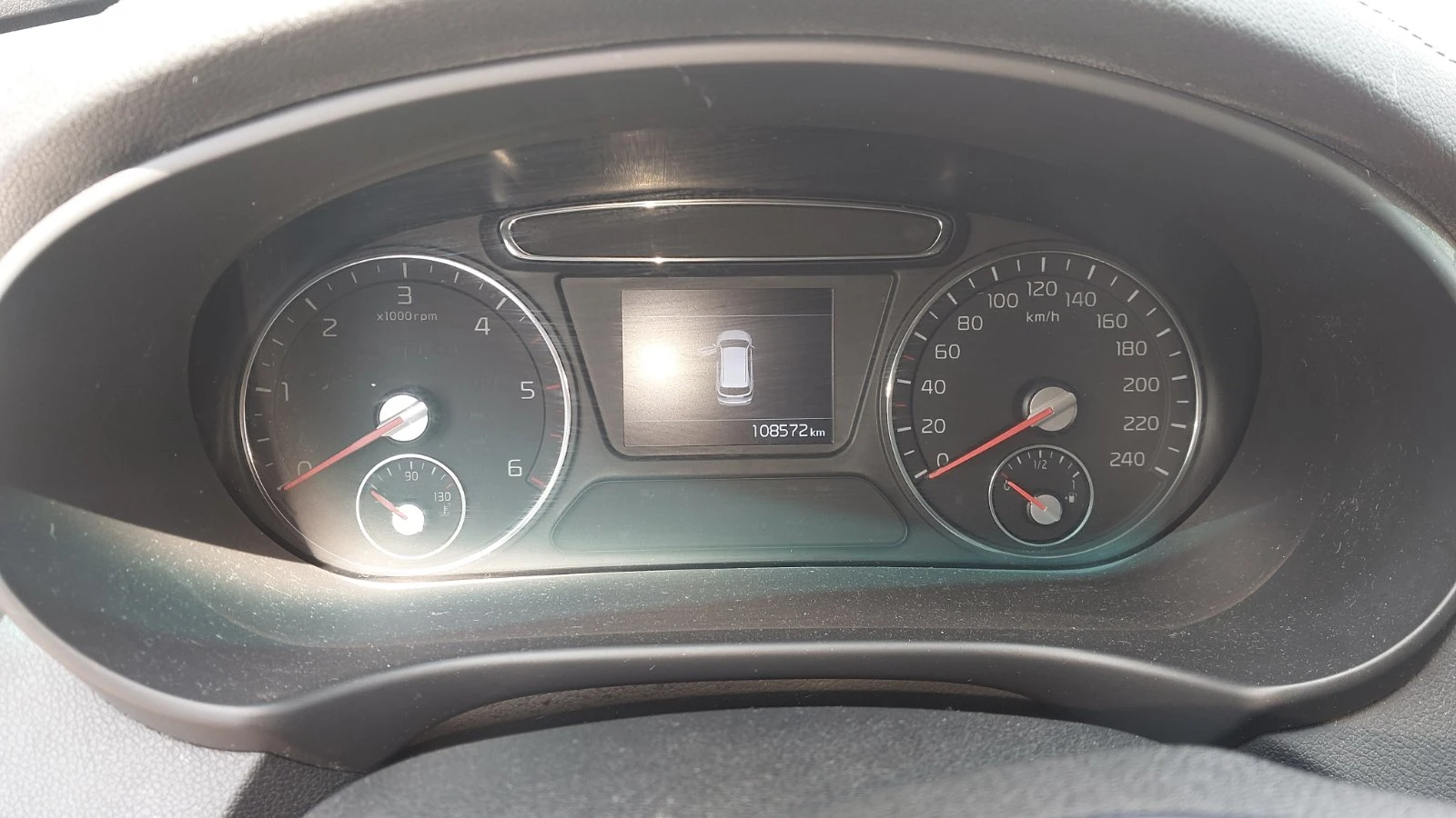 Kia Sorento 2.2D - изображение 5