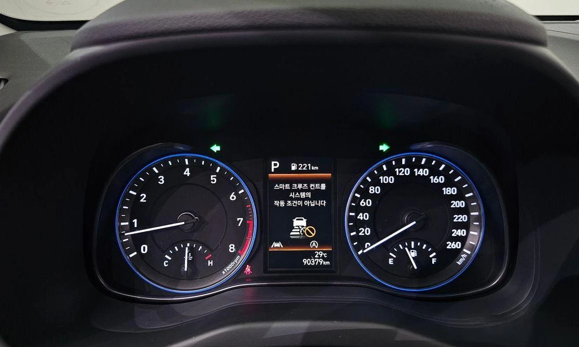 Hyundai Kona Gasoline 2.0 2WD Inspiration - изображение 8