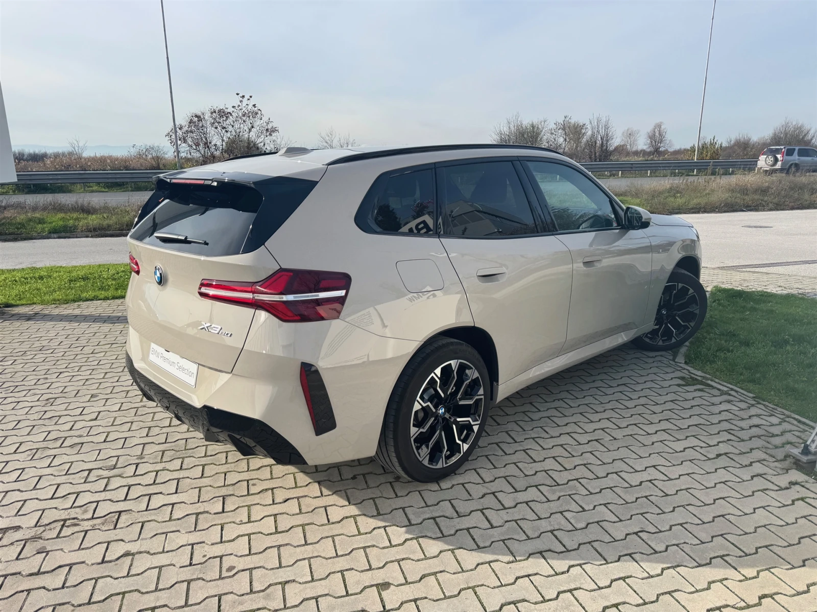 BMW X3 20 xDrive - изображение 2