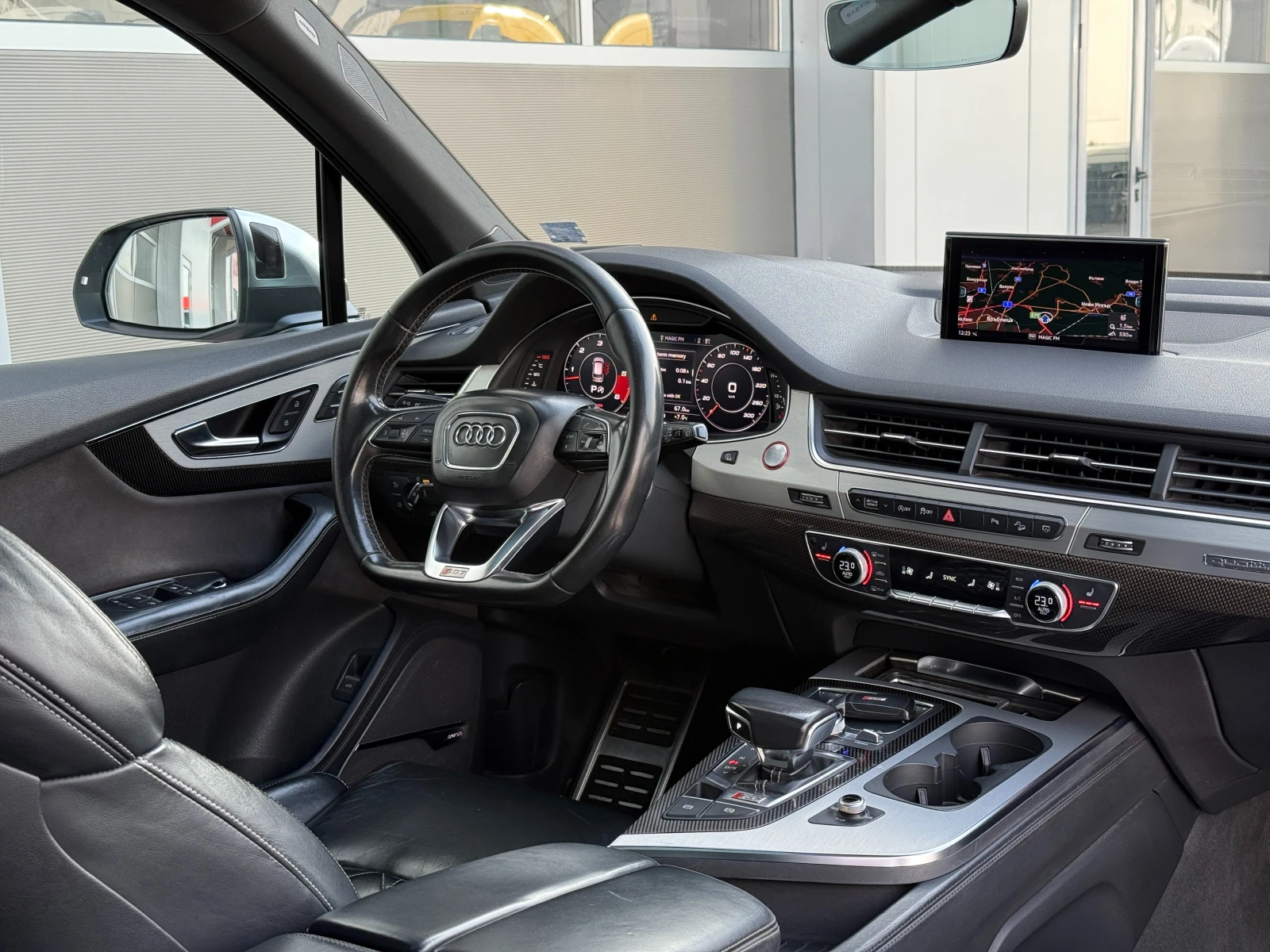 Audi SQ7  - изображение 8