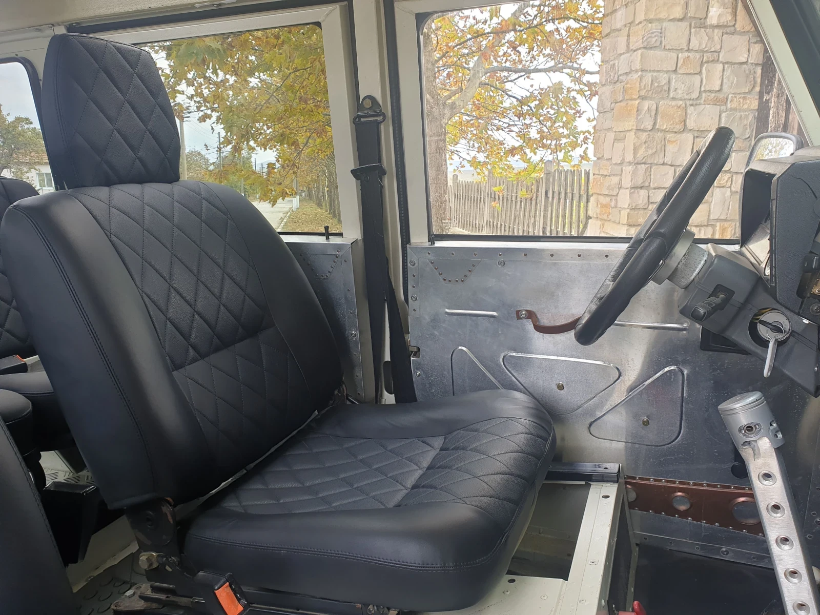 Land Rover Defender SANTANA 2.5D | Mobile.bg � ����������� 10