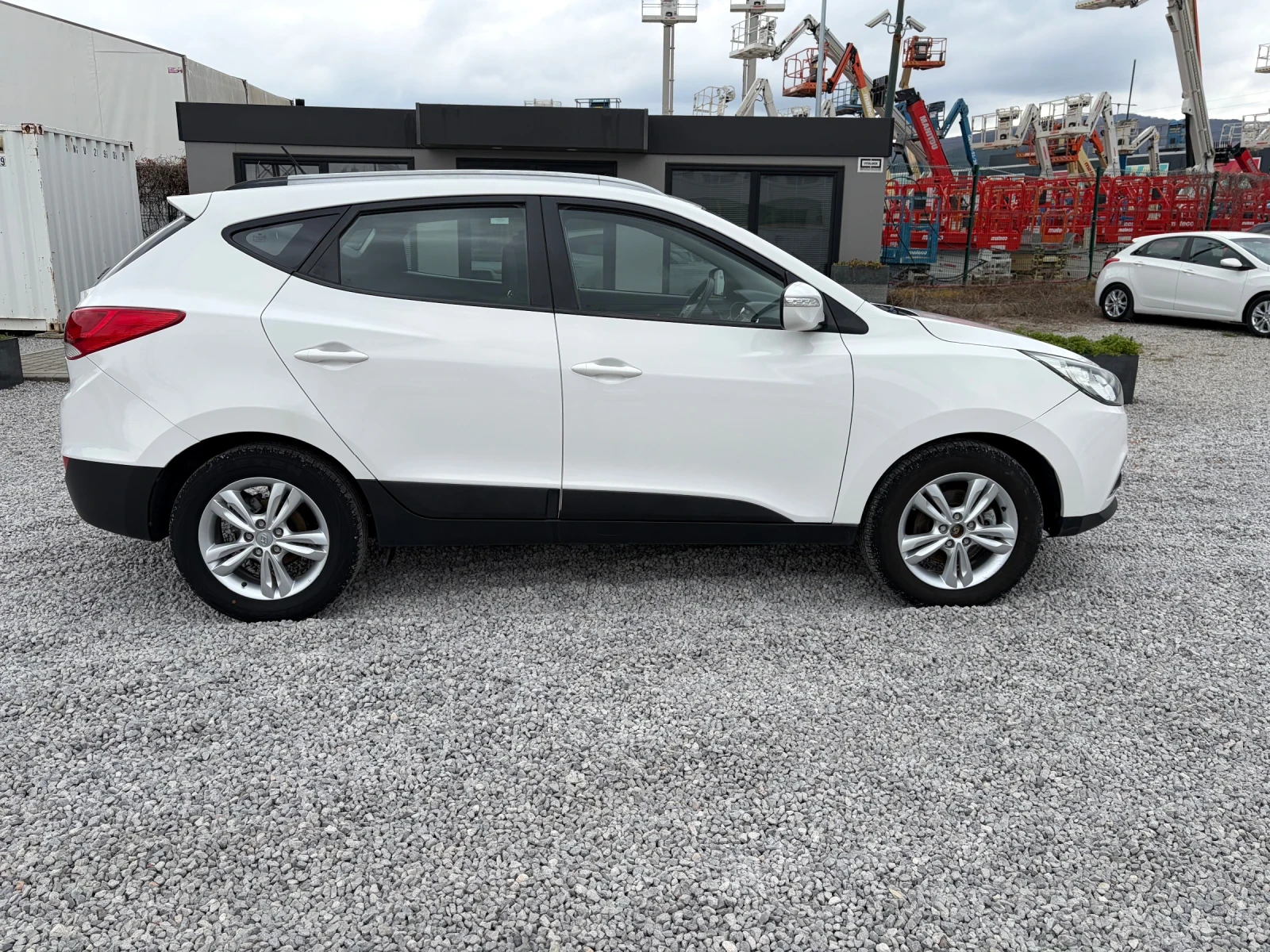 Hyundai IX35 1.7CRDI-115k.c. 2WD, снимка 7 - Автомобили и джипове - 53925292