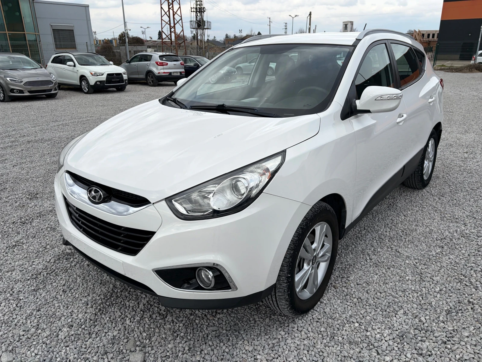Hyundai IX35 1.7CRDI-115k.c. 2WD, снимка 2 - Автомобили и джипове - 53925292