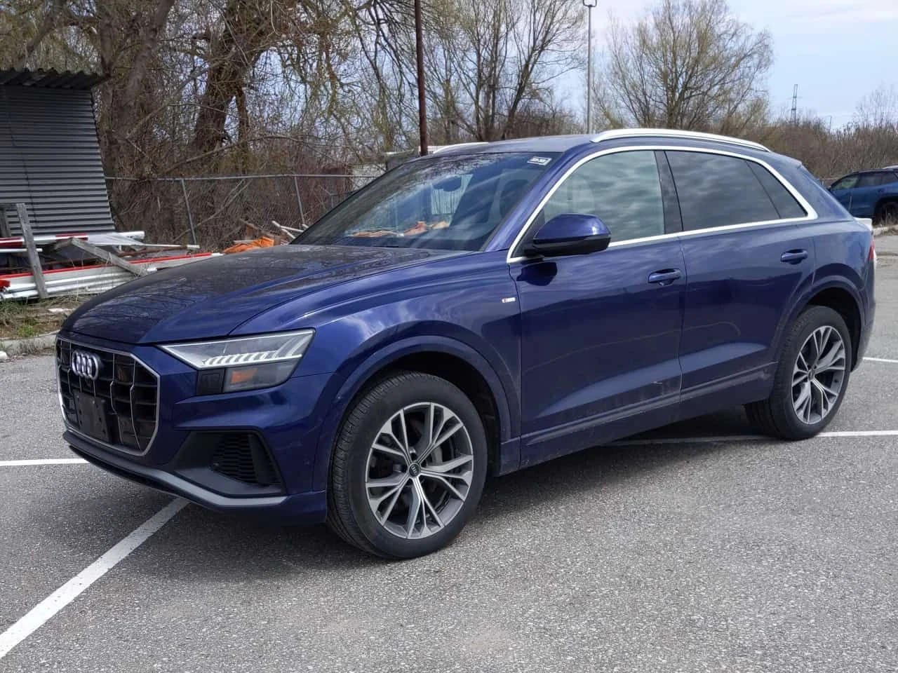 Audi Q8 * Technik * БЕЗ ЗАБЕЛЕЖКИ* ГЛАВНО ПРЕДСТАВИТЕЛСТВО, снимка 2 - Автомобили и джипове - 54333412