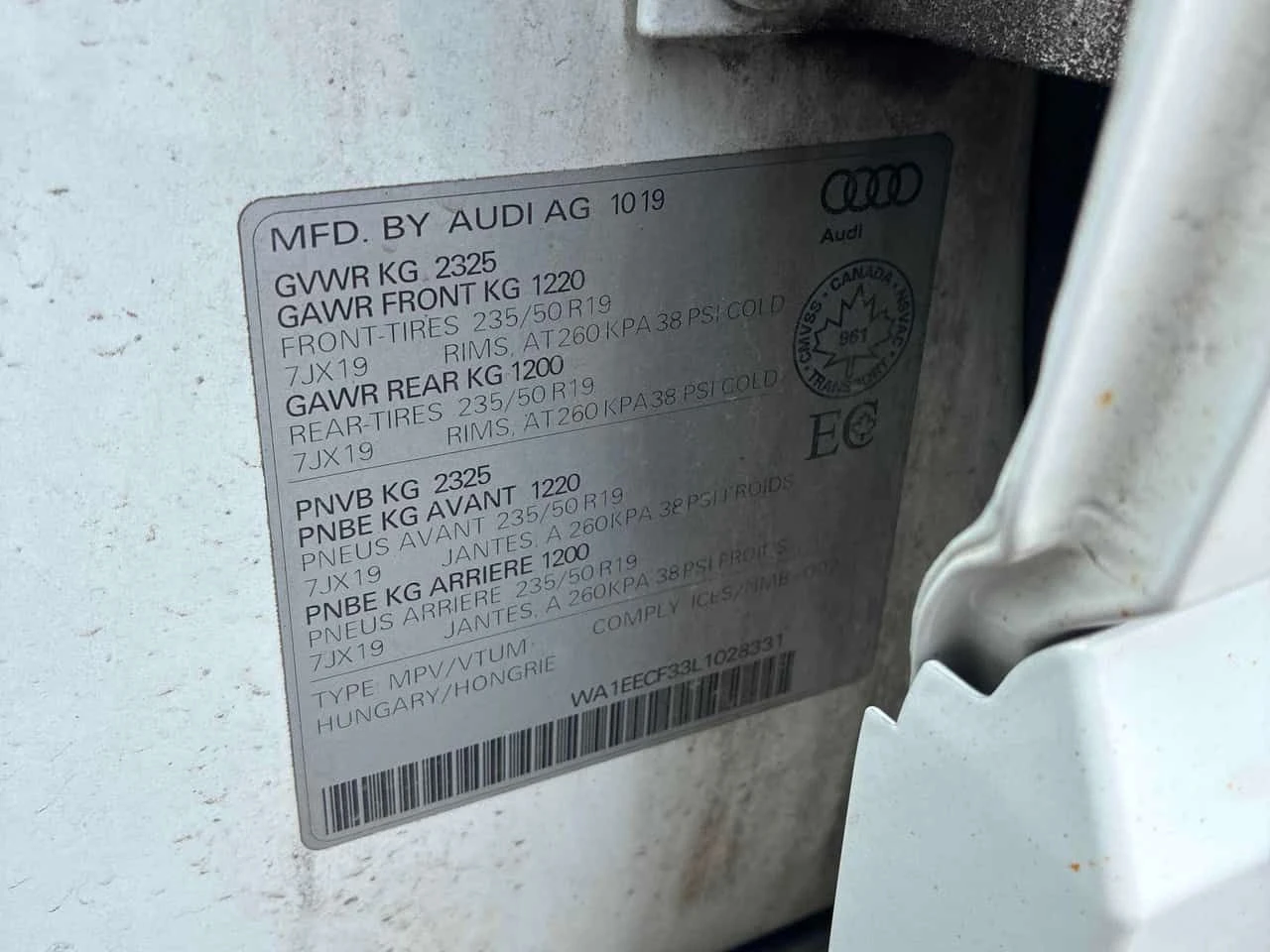 Audi Q3 * Progressiv * S LINE* DISTRONIC* PANO* , снимка 10 - Автомобили и джипове - 54347846