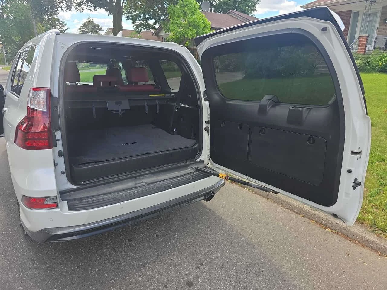 Lexus GX 460 CARFAX / 360 / DIS / АВТОКРЕДИТ, снимка 16 - Автомобили и джипове - 54919964