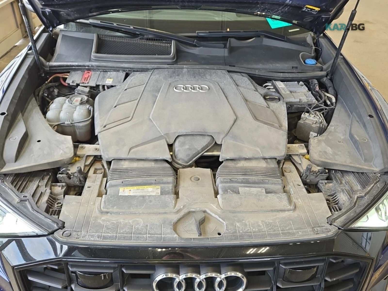 Audi Q8 Technik * Matrix * 360 * АвтоКредит * (ЦЕНА ДО БГ), снимка 17 - Автомобили и джипове - 54957529