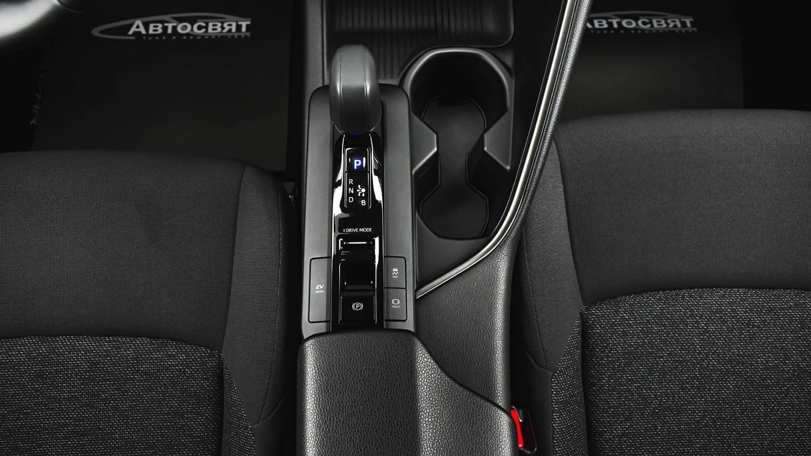 Toyota C-HR CULT 1.8 Hybrid Automatic, снимка 12 - Автомобили и джипове - 54965897