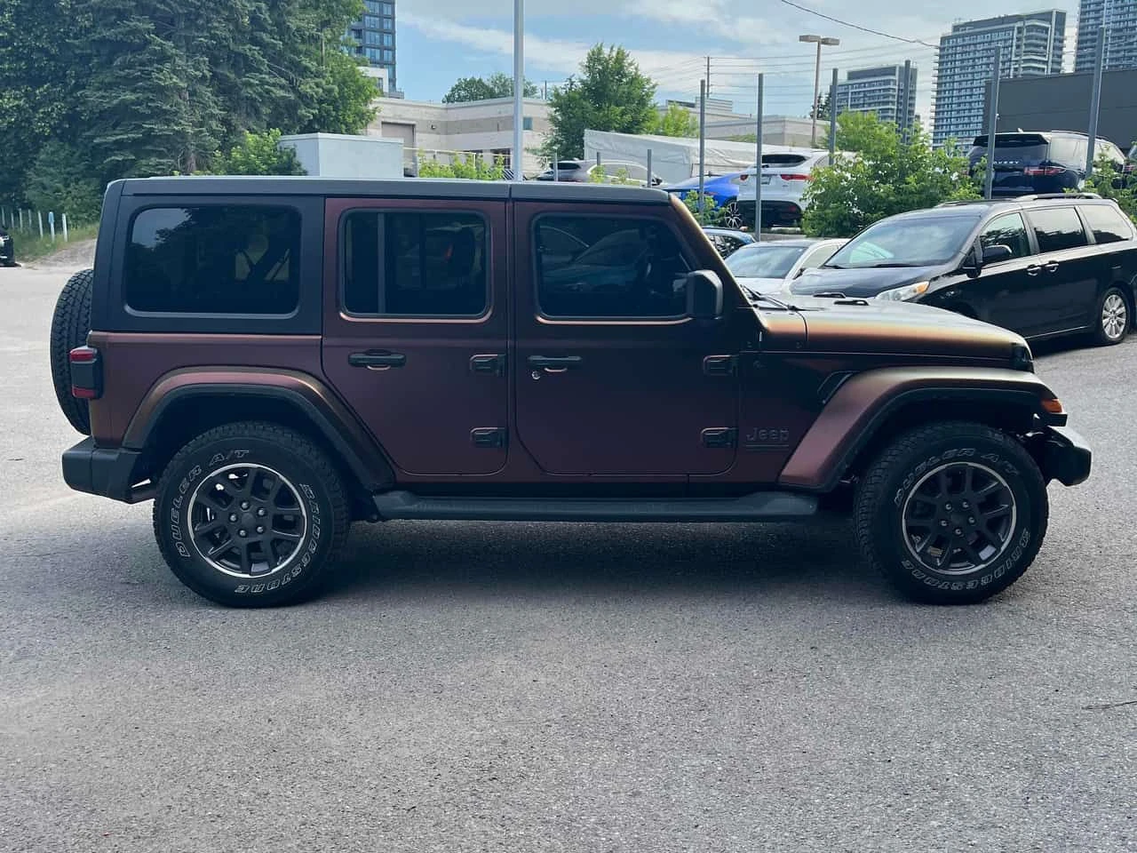 Jeep Wrangler Unlimited Sahara 80th Anniversary| PANO| 2 КЛЮЧА| , снимка 3 - Автомобили и джипове - 55188131