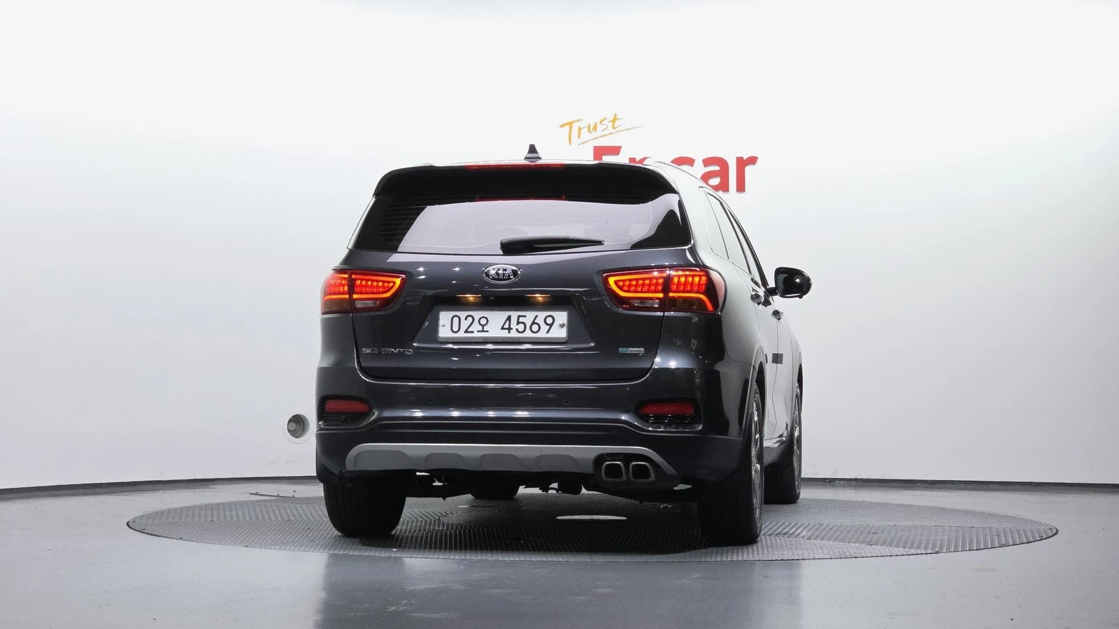 Kia Sorento 2.2* KEYLESS* ПОДГРЕВ ВОЛАН* ЕЛ. БАГАЖНИК* КРАЙНА , снимка 4 - Автомобили и джипове - 55302248