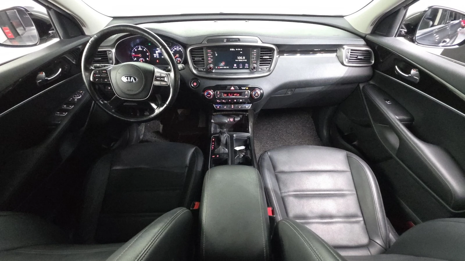 Kia Sorento 2.2* KEYLESS* ПОДГРЕВ ВОЛАН* ЕЛ. БАГАЖНИК* КРАЙНА , снимка 7 - Автомобили и джипове - 55302248