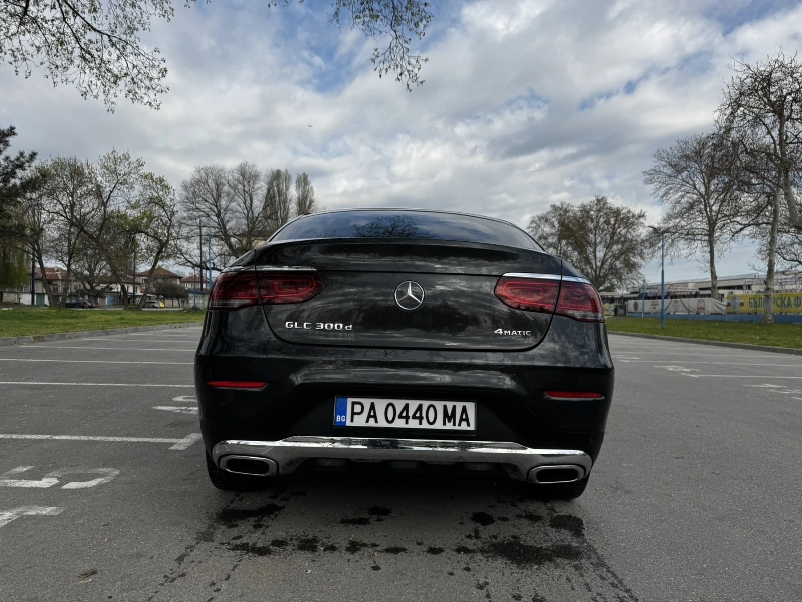Mercedes-Benz GLC 300, снимка 3 - Автомобили и джипове - 55386913